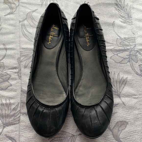 Cole Haan leather flats - Picture 1 of 4